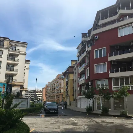 Raija - 4 *
